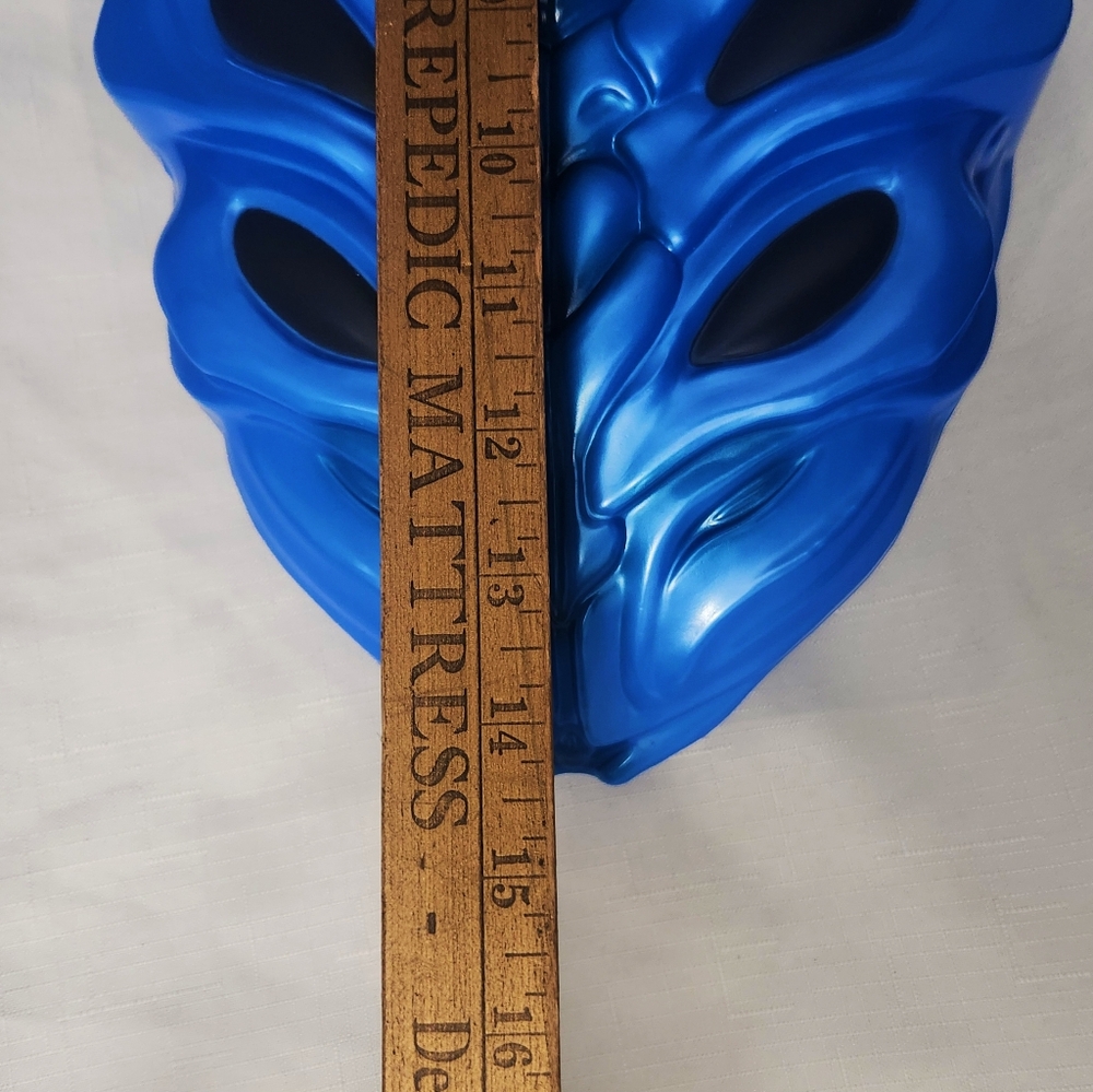 AMC DC Blue Beetle Popcorn Bucket Backpack Vessel Rare Exclusive Limited Edition - Picture 11 of 12